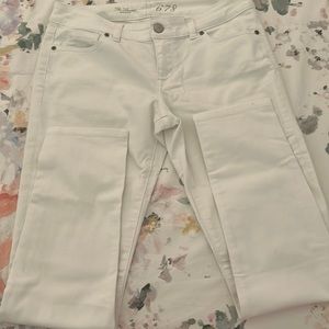 White Denim (The Limited 678)